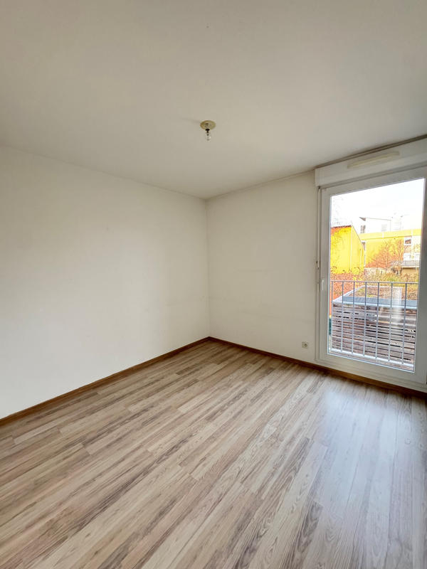 Appartement - 77 m² - 4 pièces