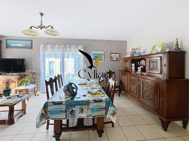 Maison contemporaine - 127 m² - 5 pièces