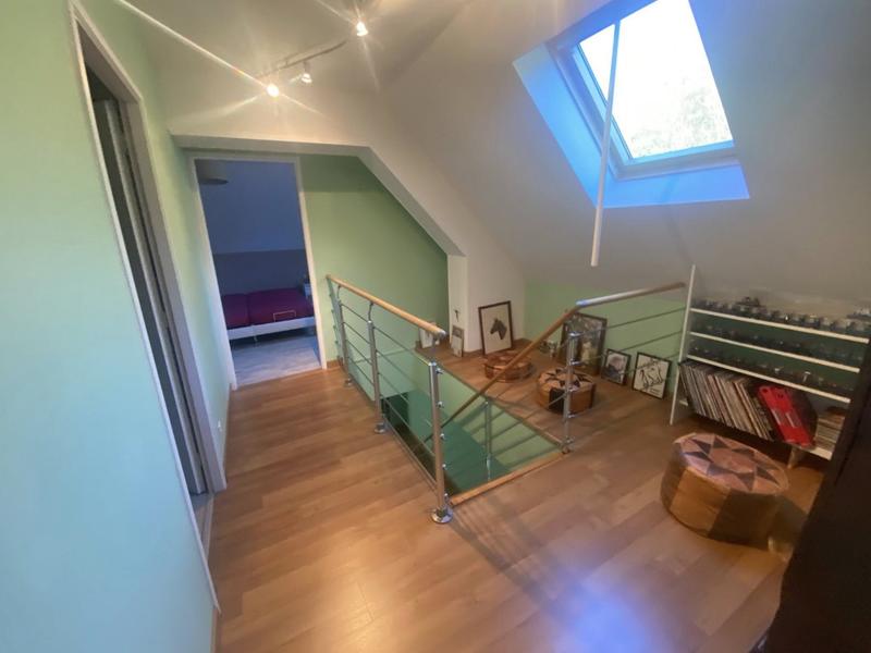 Maison - 213 m² - 8 pièces