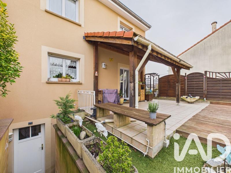 Maison - 103 m² - 5 pièces