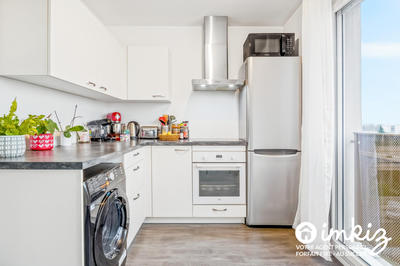 Appartement - 83 m² - 4 pièces