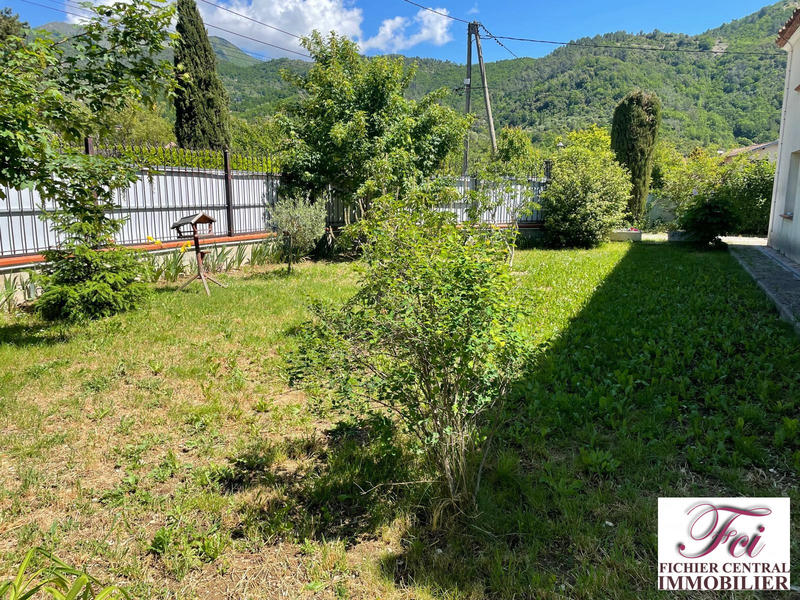 Maison - 212 m² - 6 pièces