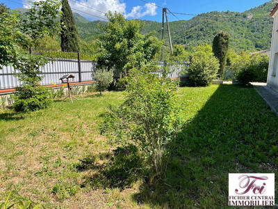 Maison - 212 m² - 6 pièces