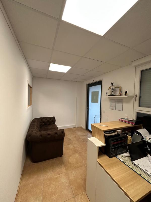 Local commercial - 50 m² - 1 pièce