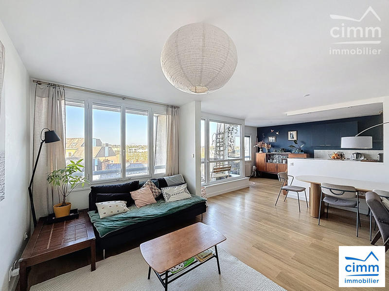 Appartement - 104 m² - 4 pièces