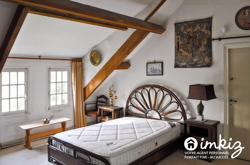 Maison - 436 m² - 14 pièces