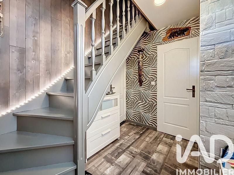 Maison - 104 m² - 5 pièces