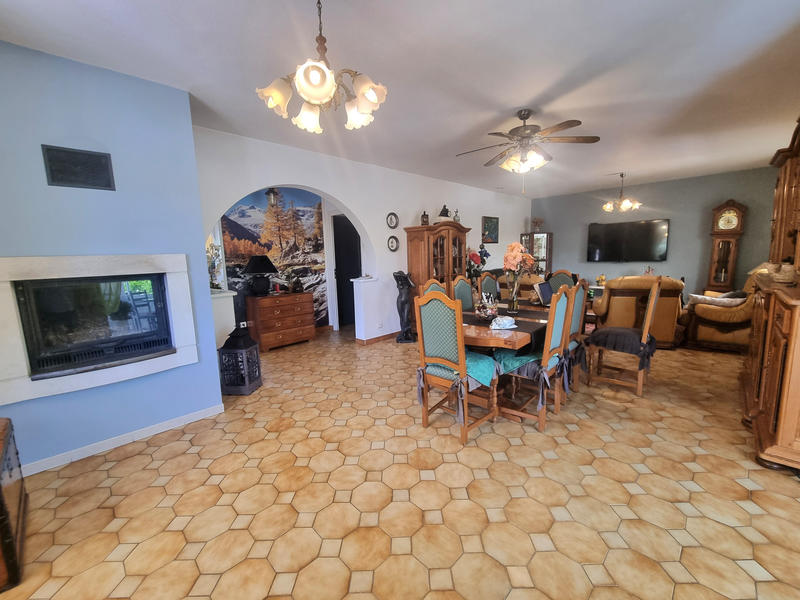 Villa - 160 m² - 5 pièces