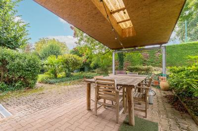 Maison - 272 m² - 5 pièces