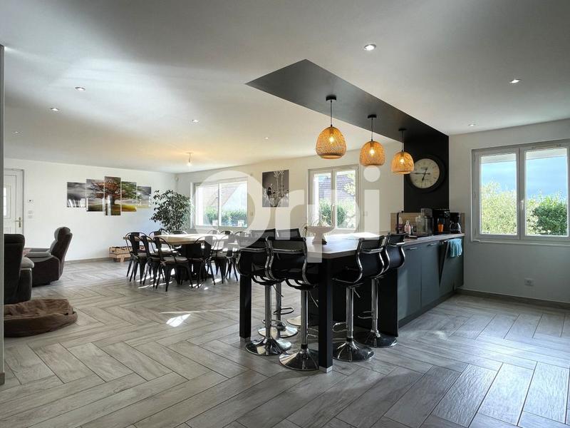 Maison - 126 m² - 5 pièces