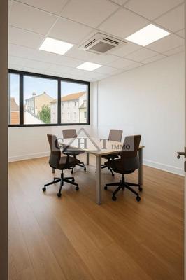 Bureau - 363 m²