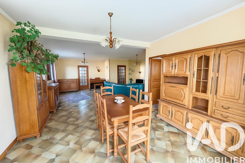 Maison - 137 m² - 7 pièces