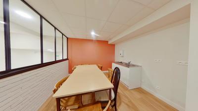 Bureau - 148 m² - 6 pièces