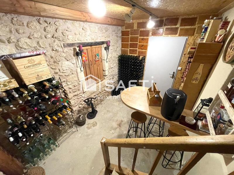 Maison - 255 m² - 7 pièces