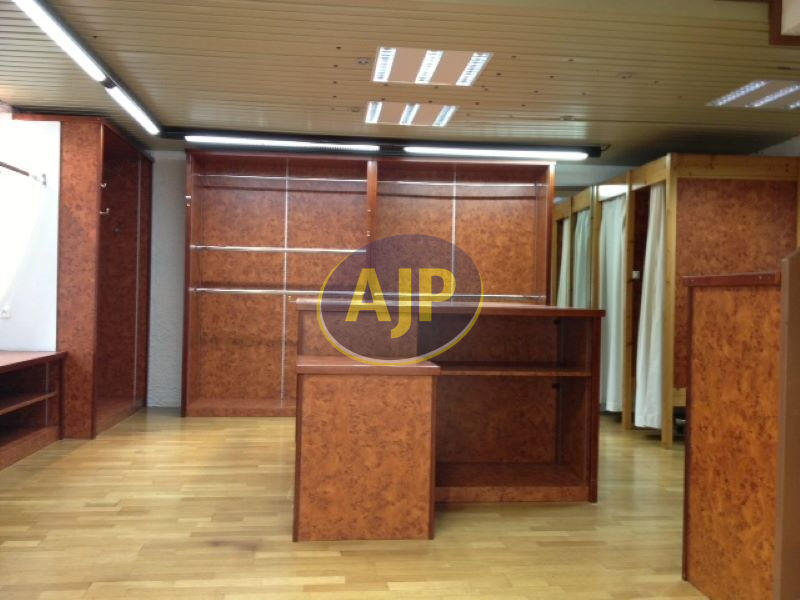 Immeuble - 3 pièces