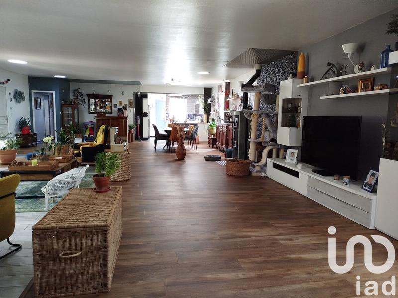 Maison - 266 m² - 6 pièces