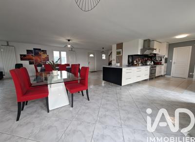 Maison - 175 m² - 5 pièces