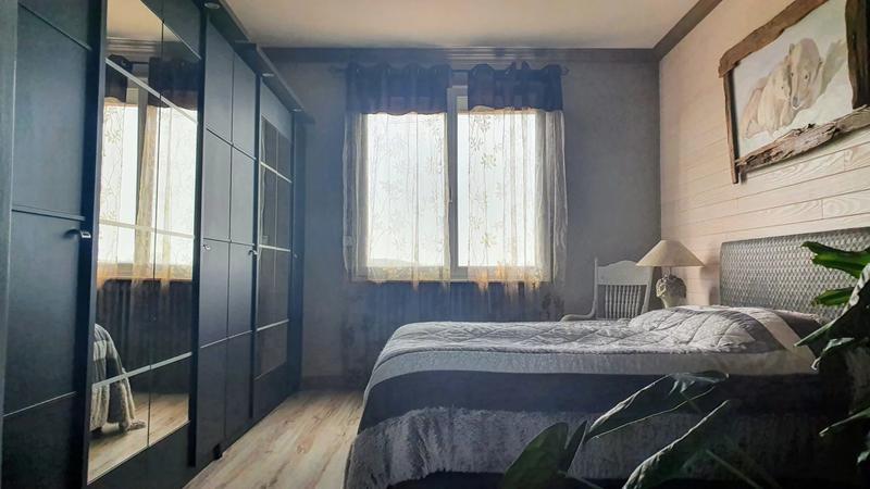 Maison - 187 m² - 5 pièces