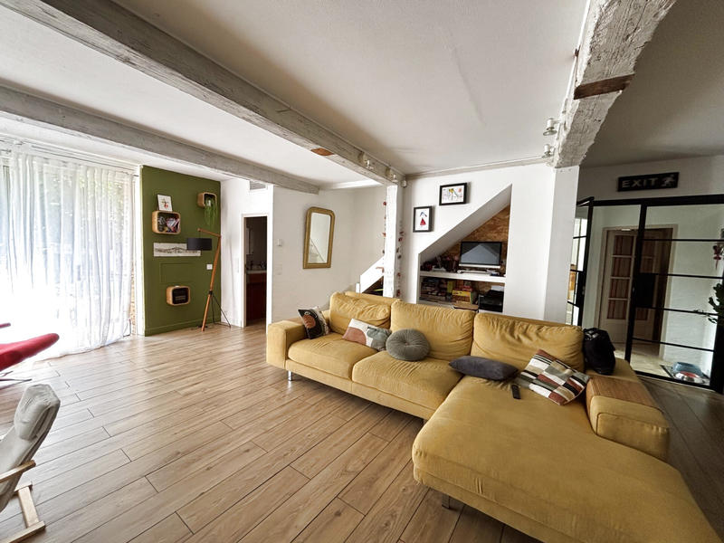 Maison - 215 m² - 5 pièces