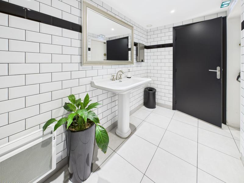 Fonds de commerce - Hôtellerie / Restauration - 180 m²