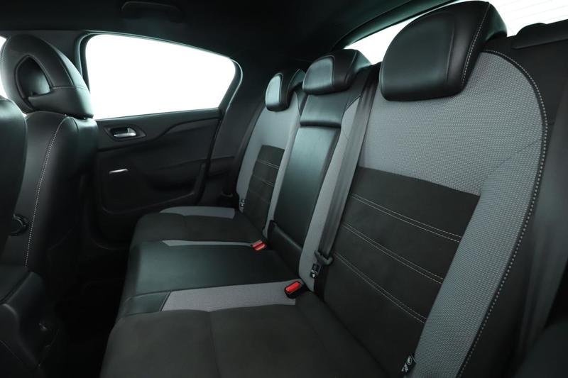 Ds Ds 4 Crossback 1.6 Blue-HDi Sport Chic Eat6 120 ch