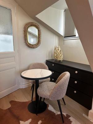 Studio - 14 m² - 1 pièce