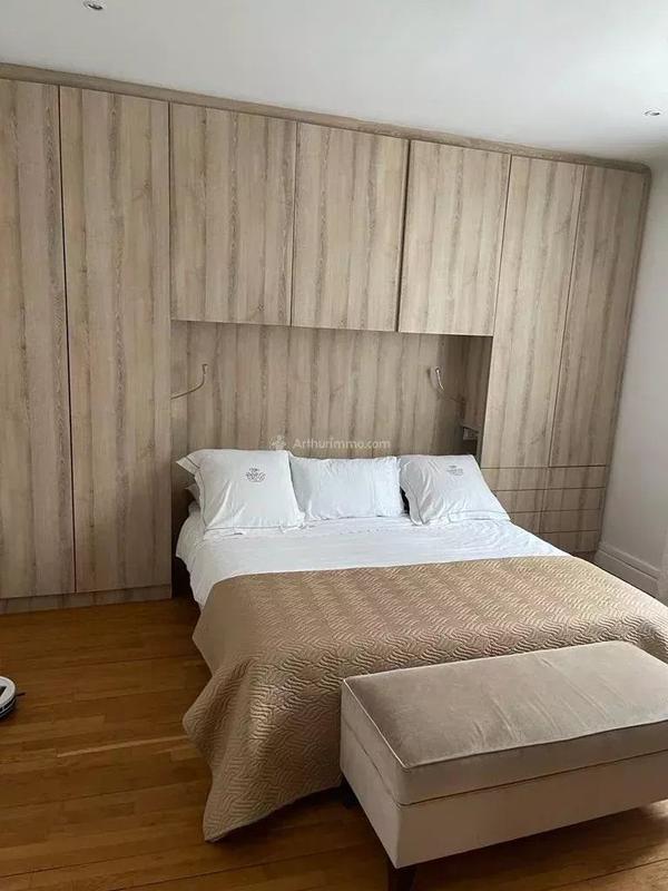 Appartement - 107 m² - 4 pièces