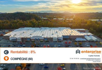 Local commercial - 2 500 m²