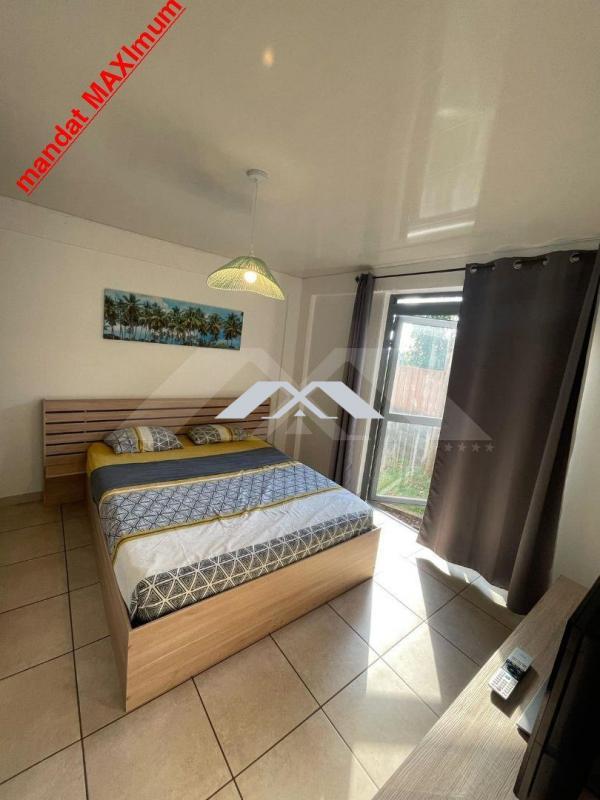 Villa - 100 m² - 10 pièces