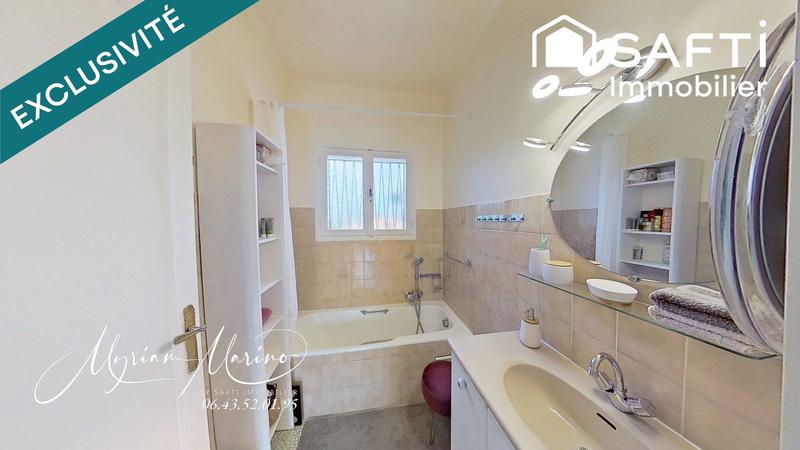 Villa - 166 m² - 8 pièces