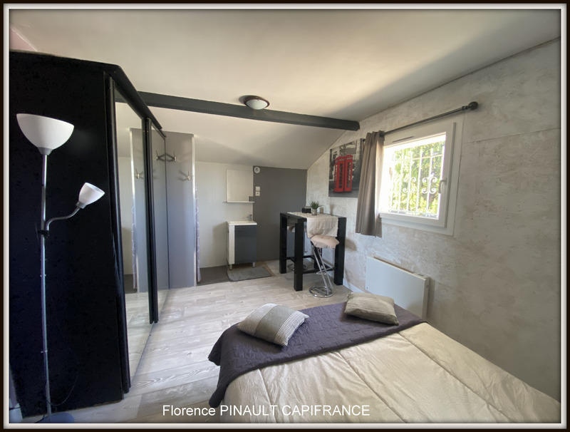 Maison - 233 m² - 9 pièces