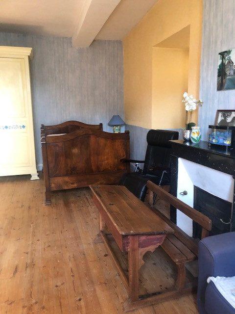 Maison traditionnelle - 165 m² - 6 pièces