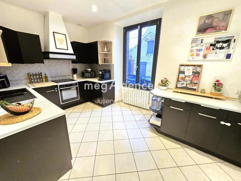 Maison - 102 m² - 4 pièces