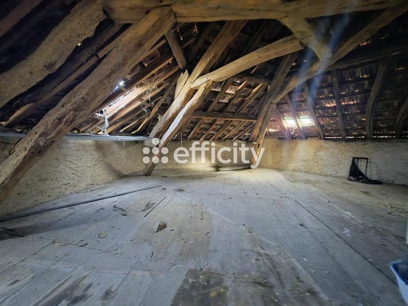 Immeuble - 210 m² - 10 pièces