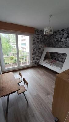 Appartement - 72 m² - 3 pièces