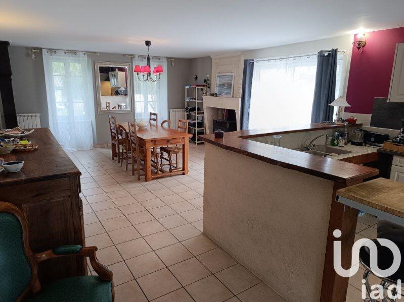 Maison - 180 m² - 5 pièces