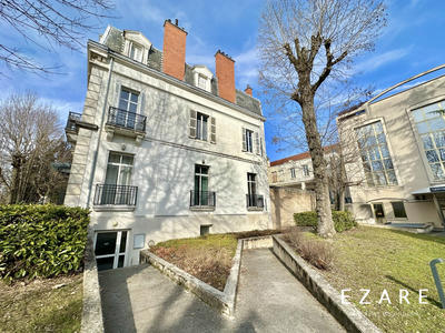 Bureau - 260 m² - 2 pièces