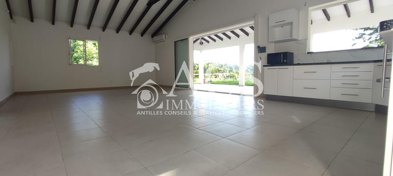 Maison - 96 m² - 4 pièces