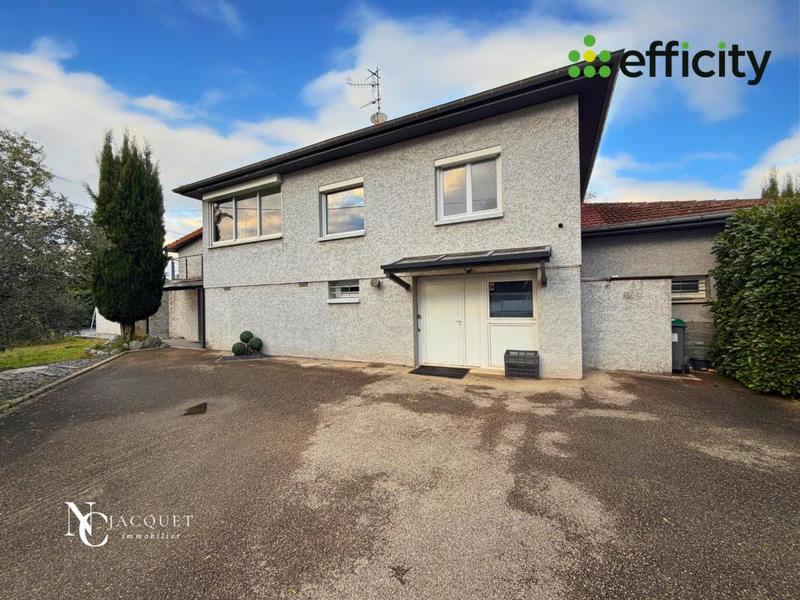 Villa - 200 m² - 8 pièces