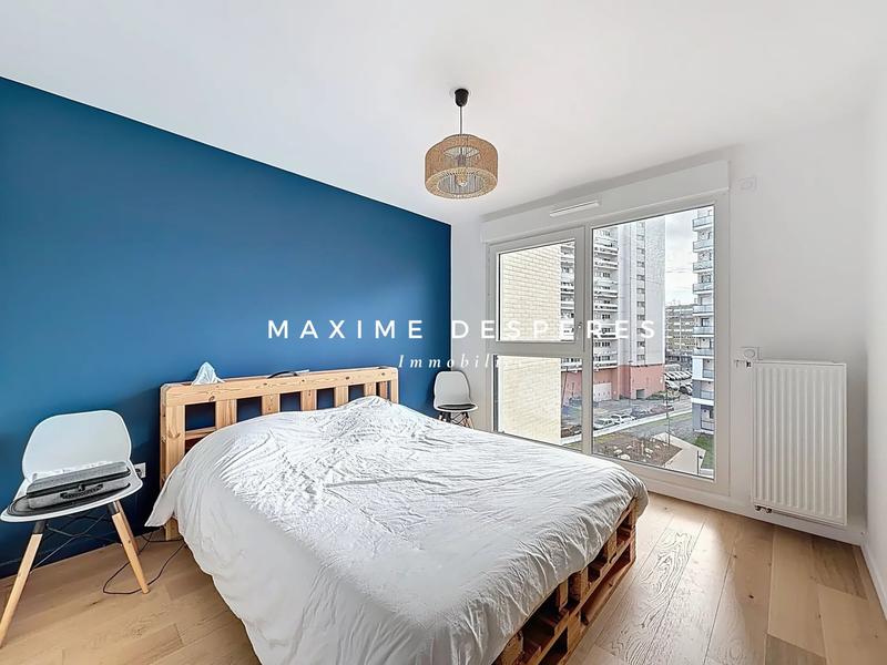 Appartement - 104 m² - 5 pièces