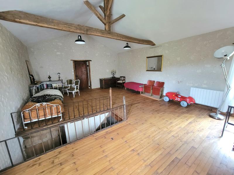 Maison ancienne - 160 m² - 6 pièces