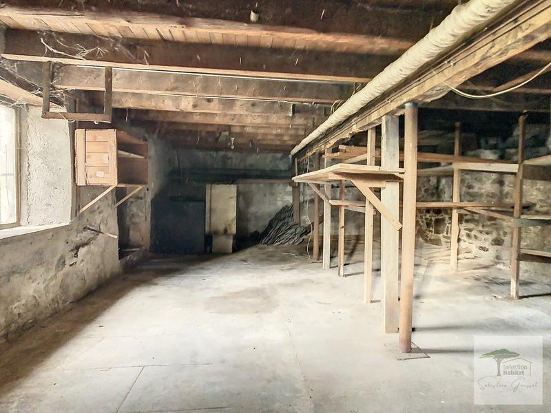 Maison - 180 m² - 8 pièces