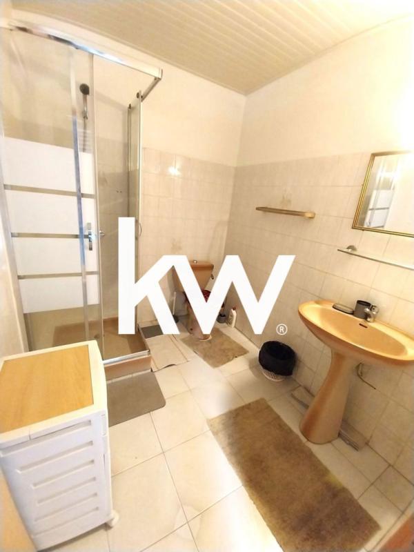 Villa - 261 m² - 11 pièces