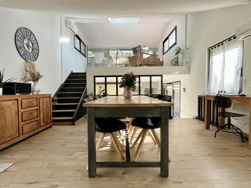 Maison - 165 m² - 5 pièces