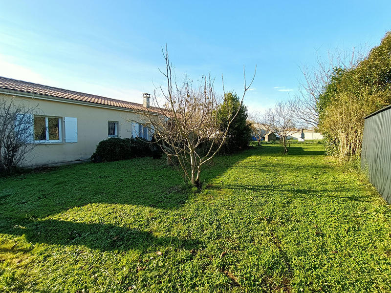 Maison - 92 m² - 5 pièces