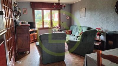 Maison - 98 m² - 5 pièces