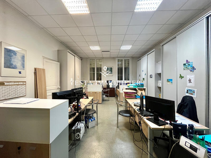 Appartement - 201 m² - 8 pièces