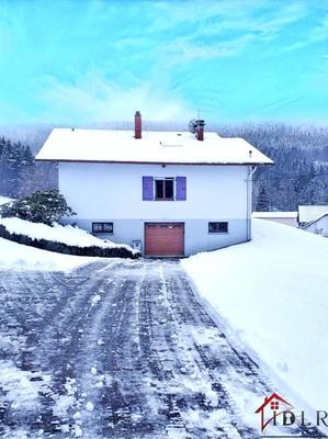 Maison - 147 m² - 8 pièces