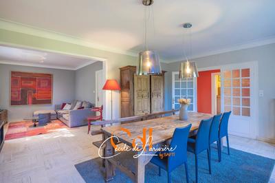 Maison - 167 m² - 7 pièces