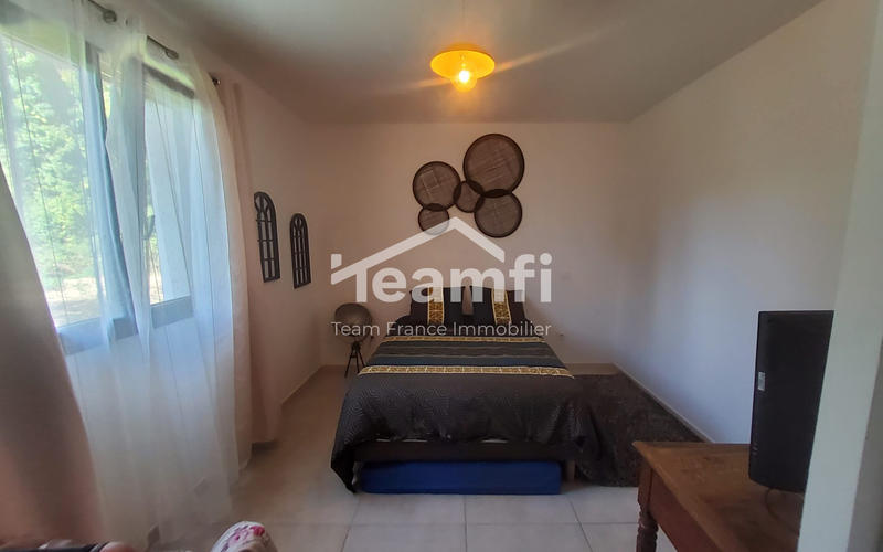 Villa - 176 m² - 6 pièces